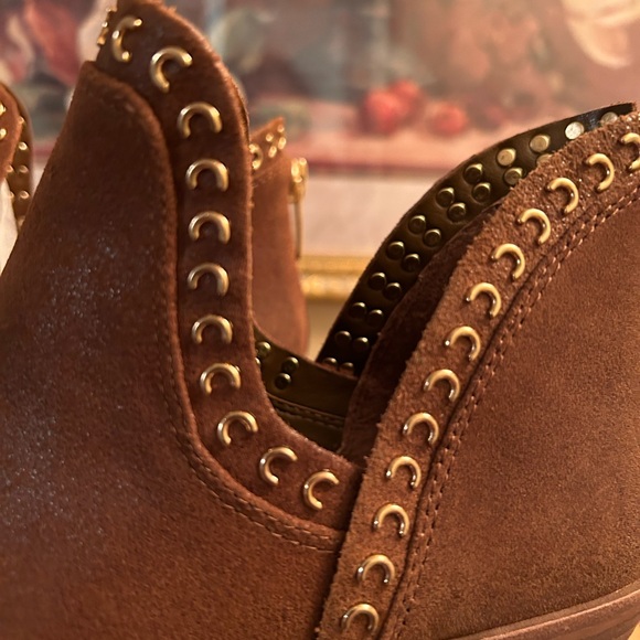 Vince Camuto ankle boots - Picture 4 of 6